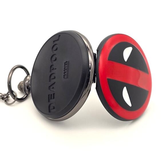 Deadpool Mask Pocket Watch – Personalized Red Black Marvel Superhero Gift - Picture 4 of 10